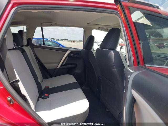 Toyota Rav4 Xle 2017 JTMWFREV5HJ119198 Image 8