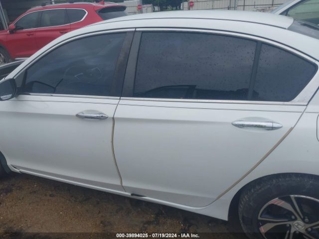 1HGCR2F33HA217713 Honda ACCORD LX