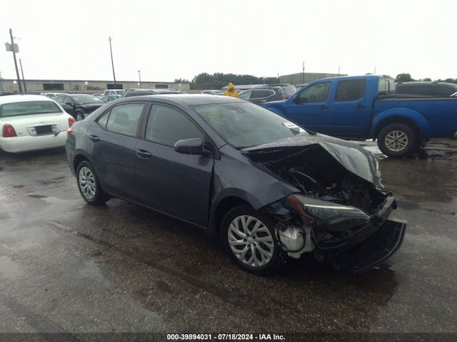Toyota COROLLA LE 2018 5YFBURHEXJP744892 главное изображение