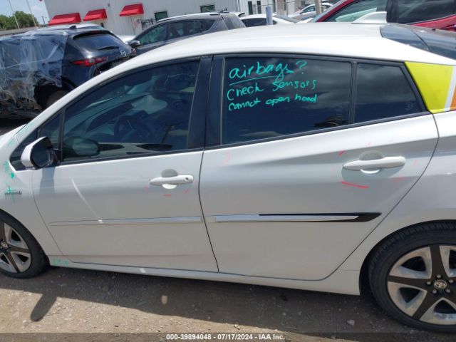 JTDKARFU7H3537124 Toyota Prius Four Touring