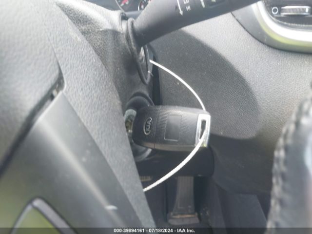5XYPGDA34GG110435 KIA Sorento 2.4l Lx