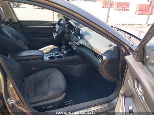 1N4BL4FW0MN353436 Nissan Altima Platinum Intelligent Awd