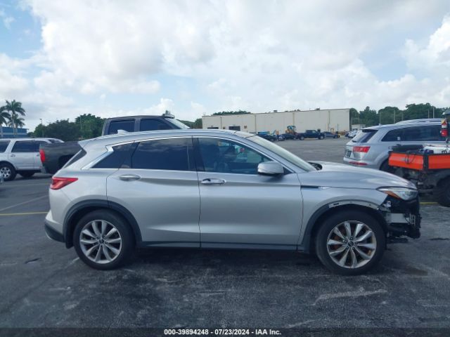 3PCAJ5M35KF115586 Infiniti Qx50 Luxe