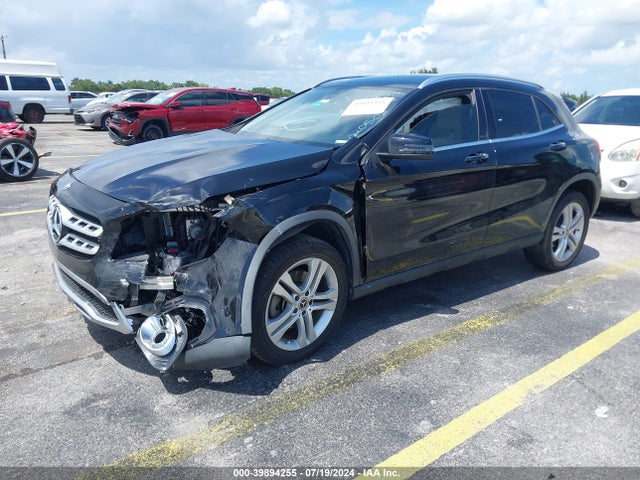 WDCTG4EB3KU020503 Mercedes-Benz GLA 250