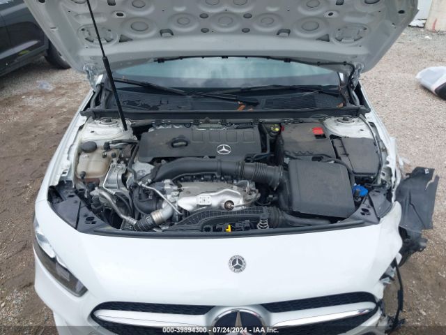 WDD3G4EB4KW022647 Mercedes-Benz A 220