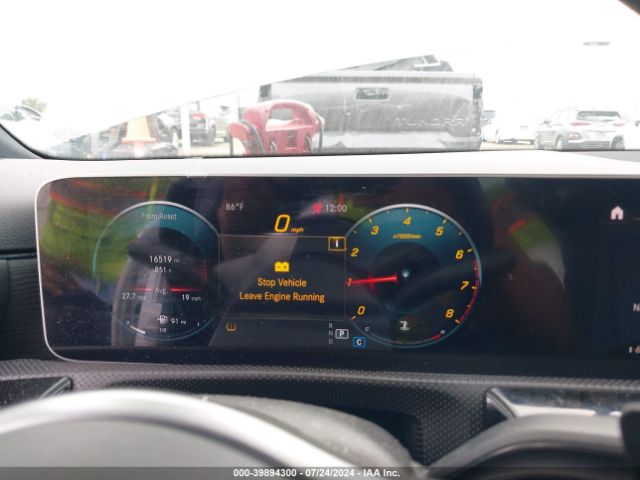 WDD3G4EB4KW022647 Mercedes-Benz A 220