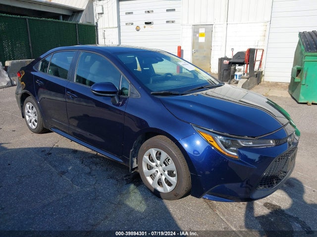 Toyota COROLLA LE 2022 5YFEPMAE0NP376679 главное изображение