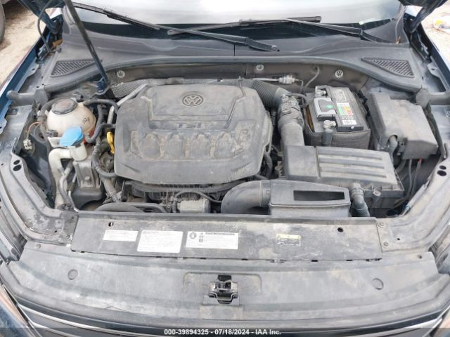 1VWLA7A31KC012815 Volkswagen Passat 2.0t Wolfsburg Edition