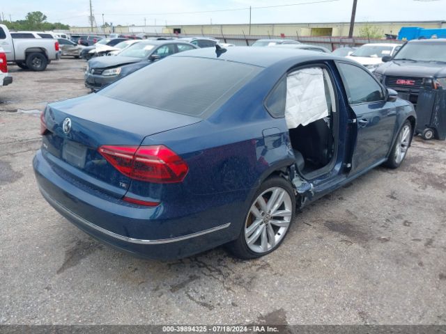 1VWLA7A31KC012815 Volkswagen Passat 2.0t Wolfsburg Edition