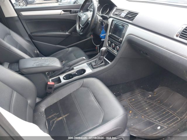 1VWLA7A31KC012815 Volkswagen Passat 2.0t Wolfsburg Edition