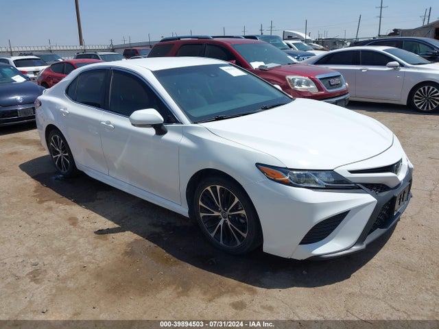 Toyota CAMRY SE 2018 4T1B11HK0JU651717 main image
