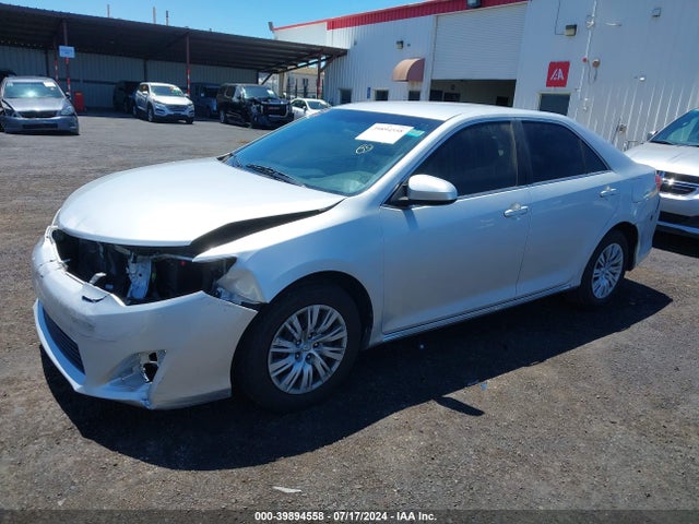 Toyota CAMRY LE 2014 4T1BF1FKXEU337518 Image 2