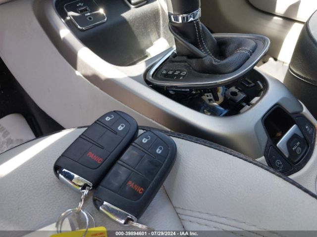 3C4NJCBB3JT488299 Jeep Compass Sun And Wheel Fwd