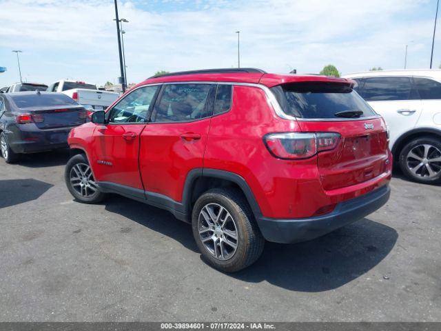 3C4NJCBB3JT488299 Jeep Compass Sun And Wheel Fwd