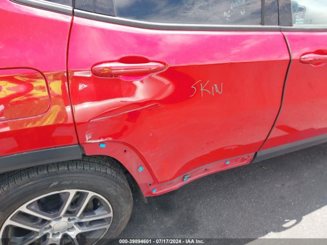 3C4NJCBB3JT488299 Jeep Compass Sun And Wheel Fwd