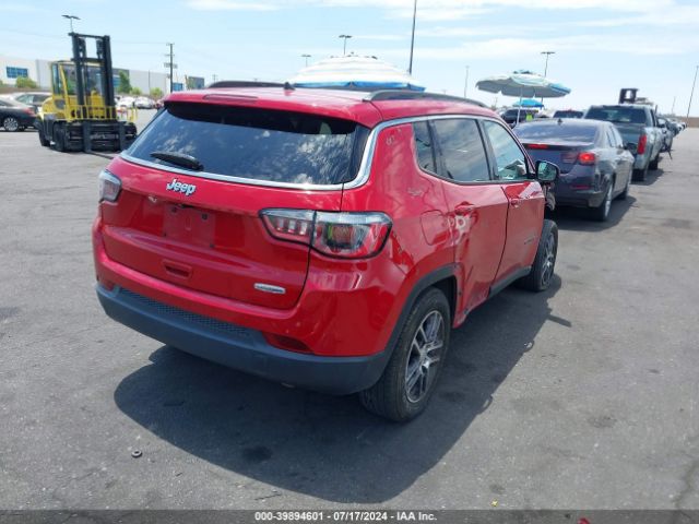 3C4NJCBB3JT488299 Jeep Compass Sun And Wheel Fwd