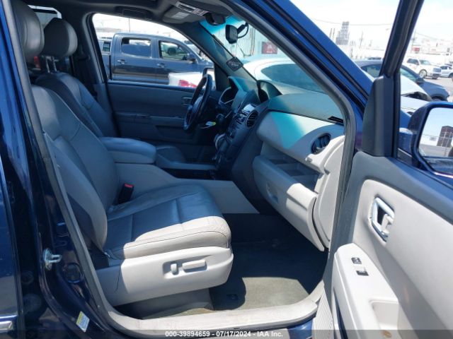5FNYF3H98FB013546 Honda Pilot Touring