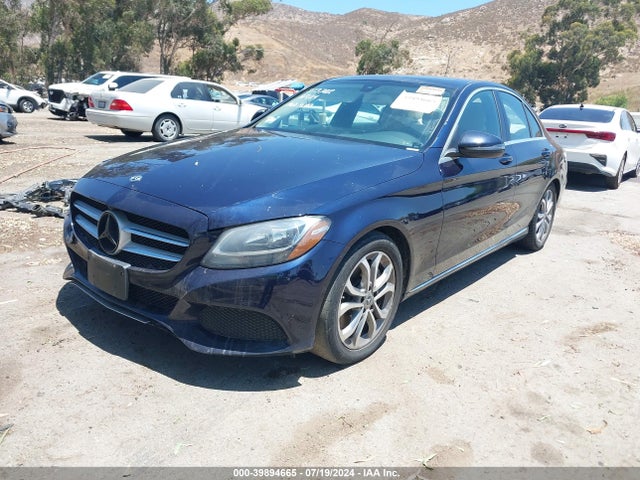 Mercedes-Benz C 300 2018 55SWF4JB0JU273702 Image 2