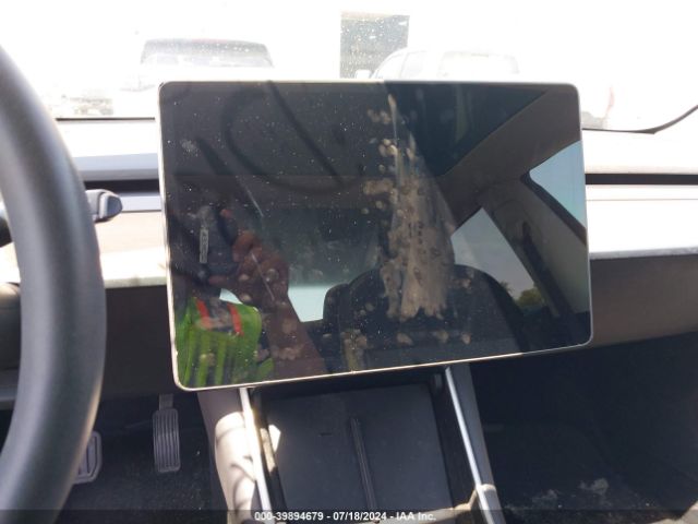 5YJ3E1EA9LF661862 Tesla MODEL 3