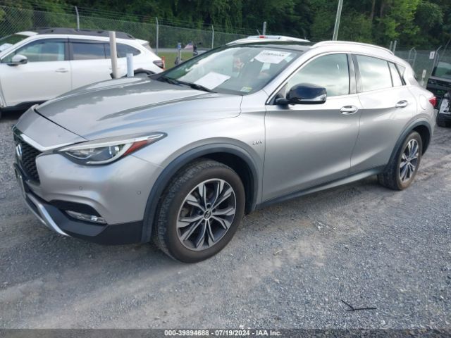 SJKCH5CR3JA045195 Infiniti Qx30 Premium