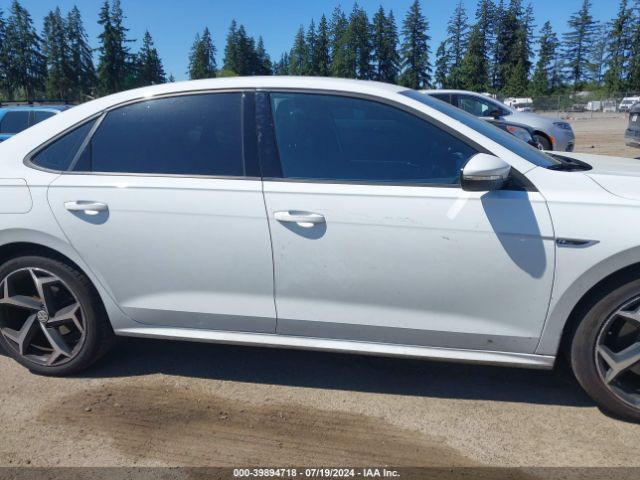 1VWMA7A34MC011374 Volkswagen Passat 2.0t R-line
