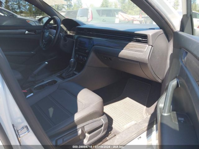 1VWMA7A34MC011374 Volkswagen Passat 2.0t R-line