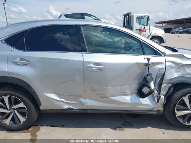 JTJYARBZ5J2104292 Lexus NX 300
