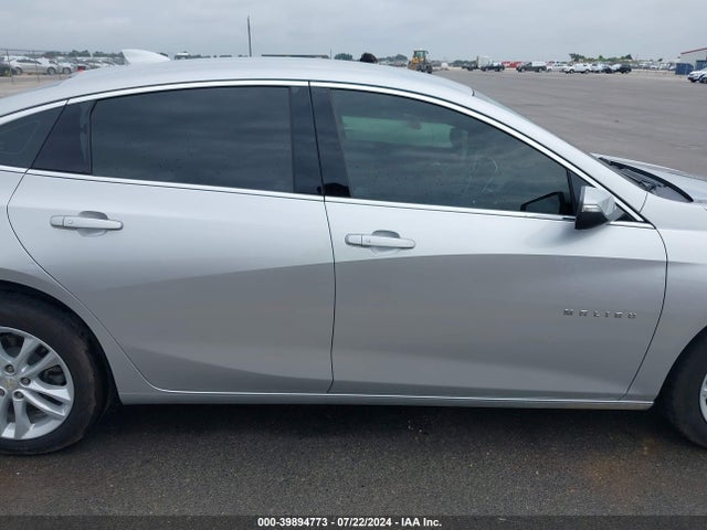 Chevrolet MALIBU LT 2018 1G1ZD5ST8JF156049 Image 13