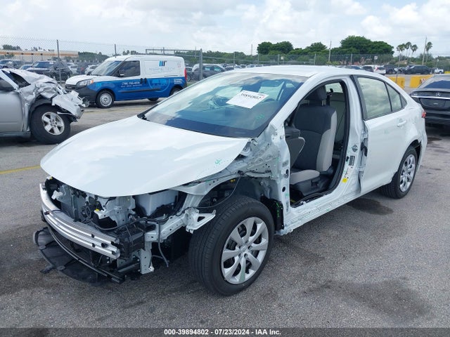 Toyota Corolla Hybrid Le 2024 JTDBCMFE0RJ031850 Image 2