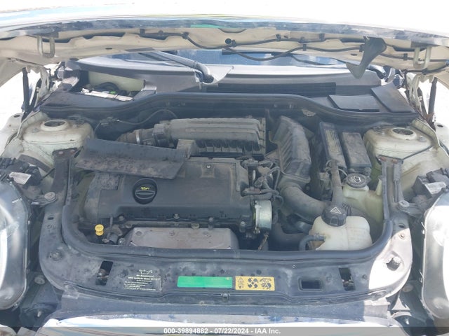 2008 MINI COOPER CLUBMAN WMWML33528TN68422 Photo 9