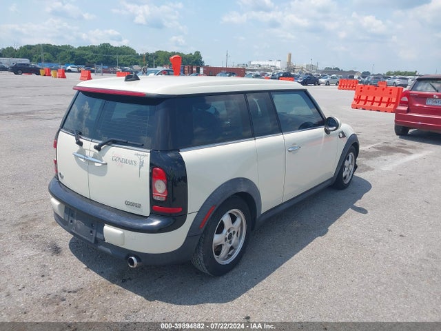 2008 MINI COOPER CLUBMAN WMWML33528TN68422 Photo 3