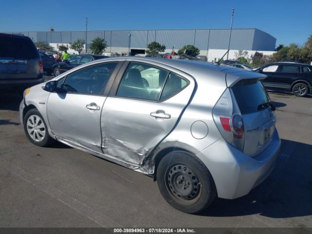 JTDKDTB38E1566284 Toyota Prius C One