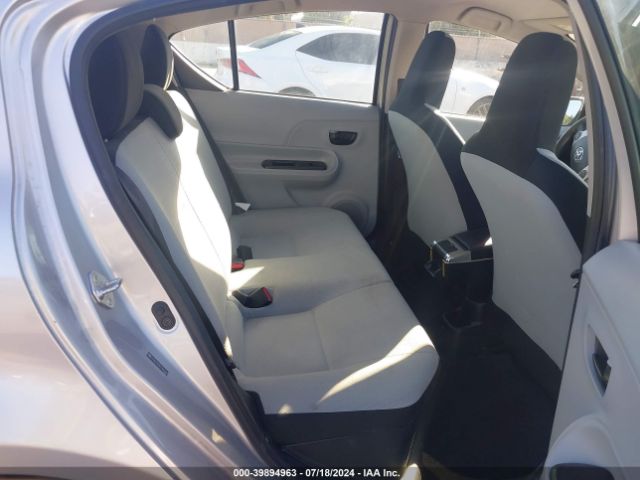 JTDKDTB38E1566284 Toyota Prius C One