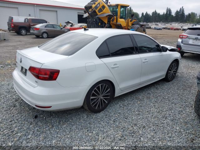 3VWD17AJ9GM341657 Volkswagen Jetta 1.8t Sport