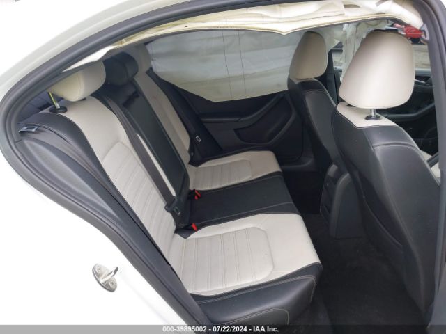 3VWD17AJ9GM341657 Volkswagen Jetta 1.8t Sport