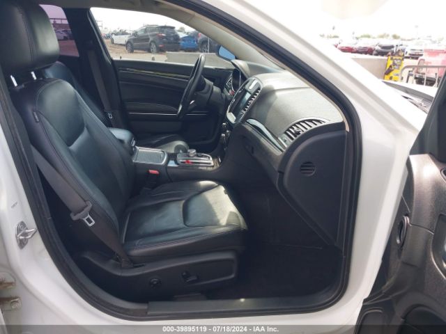 2C3CCAAG1GH252372 Chrysler 300 Limited