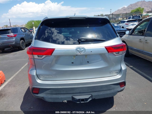 Toyota Highlander Le Plus 2017 5TDBZRFH0HS406045 Image 17