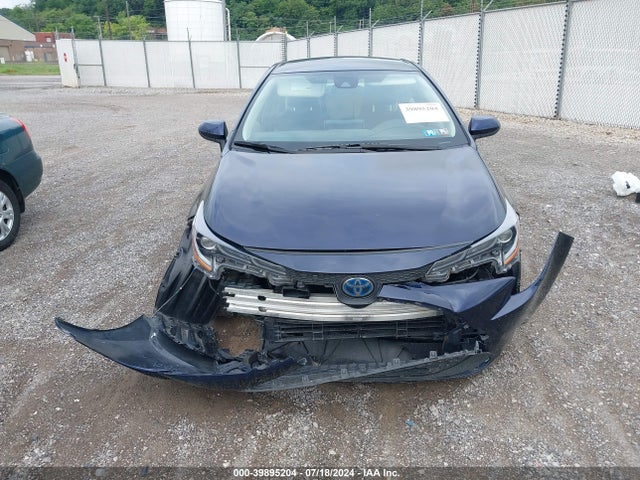 Toyota Corolla Hybrid Le 2021 JTDEAMDE9MJ023468 Image 13