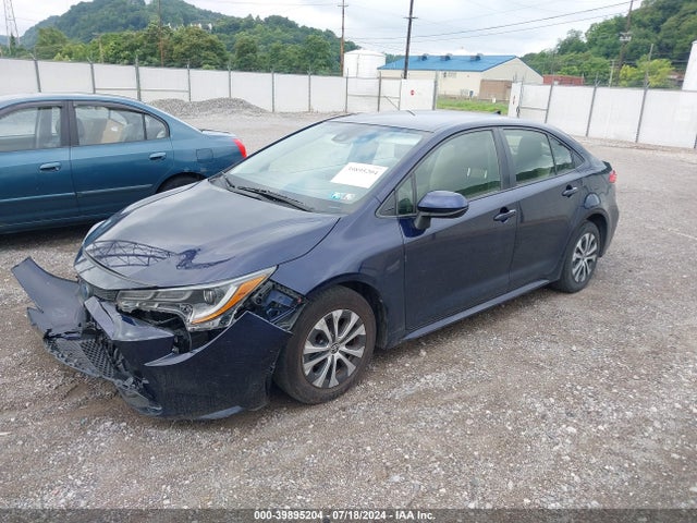Toyota Corolla Hybrid Le 2021 JTDEAMDE9MJ023468 Image 2