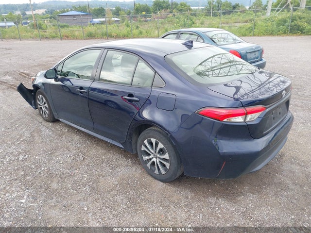 Toyota Corolla Hybrid Le 2021 JTDEAMDE9MJ023468 Image 3