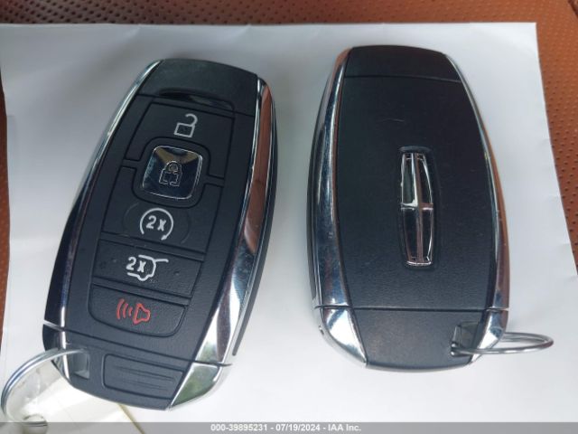 5LMJJ2LT1KEL23586 Lincoln Navigator Reserve
