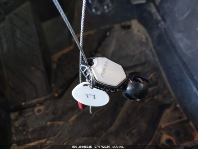 2023 CAN-AM COMMANDER MAX 3JBACAX49PE002876 Photo 10