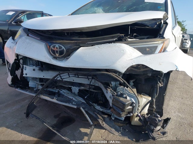 Toyota Rav4 Xle 2017 JTMWFREV1HJ111874 Image 6
