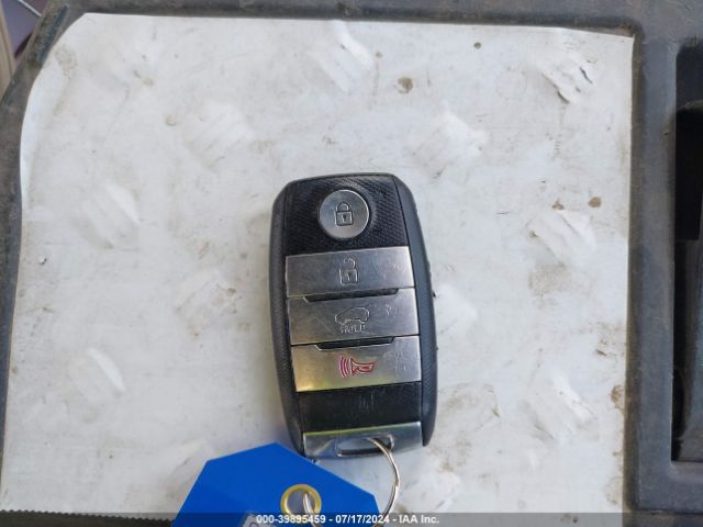 KNDJP3A52F7176950 KIA SOUL +