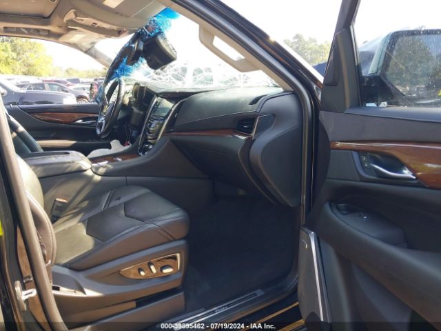 1GYS3BKJ0LR258160 Cadillac Escalade 2wd Luxury