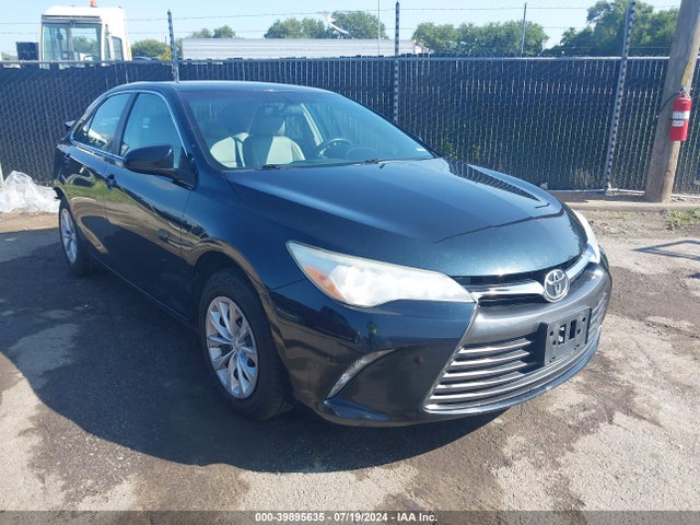 Toyota CAMRY LE 2015 4T4BF1FK4FR473103 Image 1