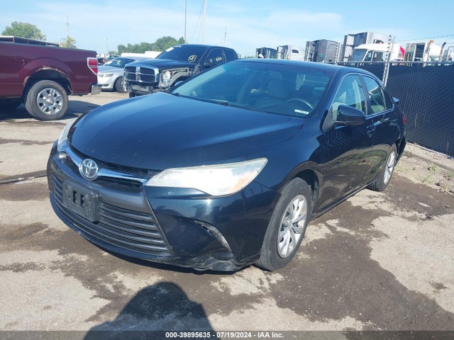 Toyota CAMRY LE 2015 4T4BF1FK4FR473103 Image 2