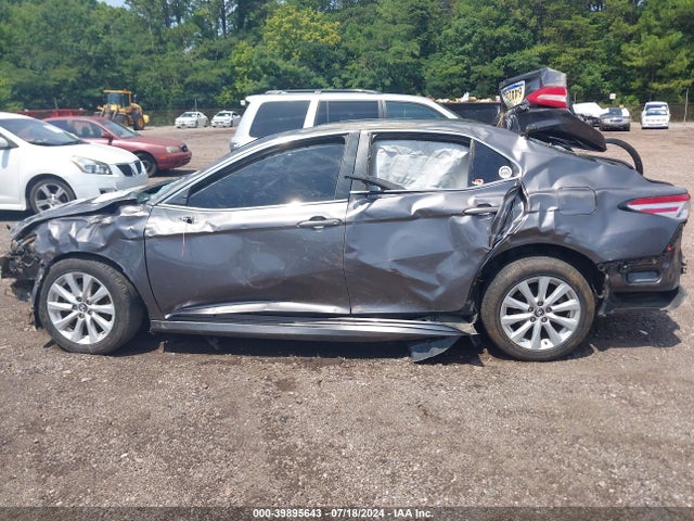 Toyota CAMRY LE 2018 4T1B11HKXJU078826 Image 14