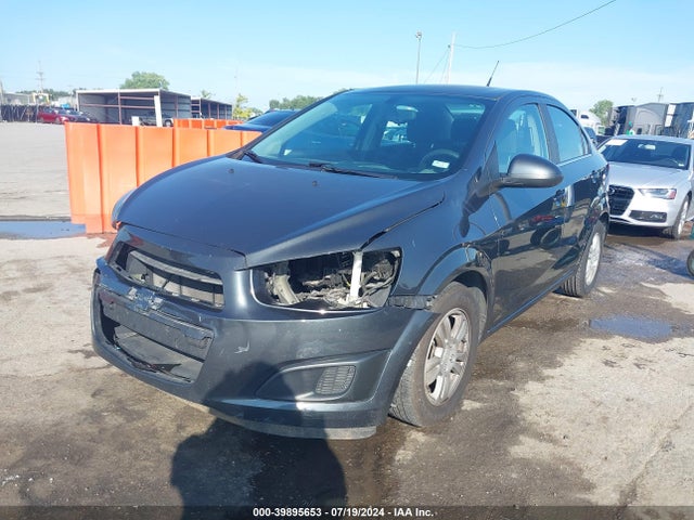 Chevrolet Sonic Lt Auto 2014 1G1JC5SH2E4183969 Image 2