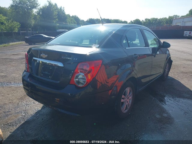 Chevrolet Sonic Lt Auto 2014 1G1JC5SH2E4183969 Image 4